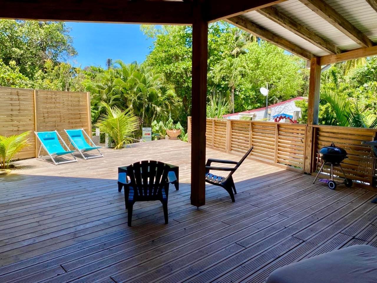 Charmant Bungalow Tout Confort Climatise - Terrasse Et Acces Plage ! Deshaies Exterior foto